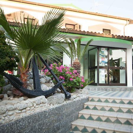 Hotel Marinella Capo Vaticano Esterno foto