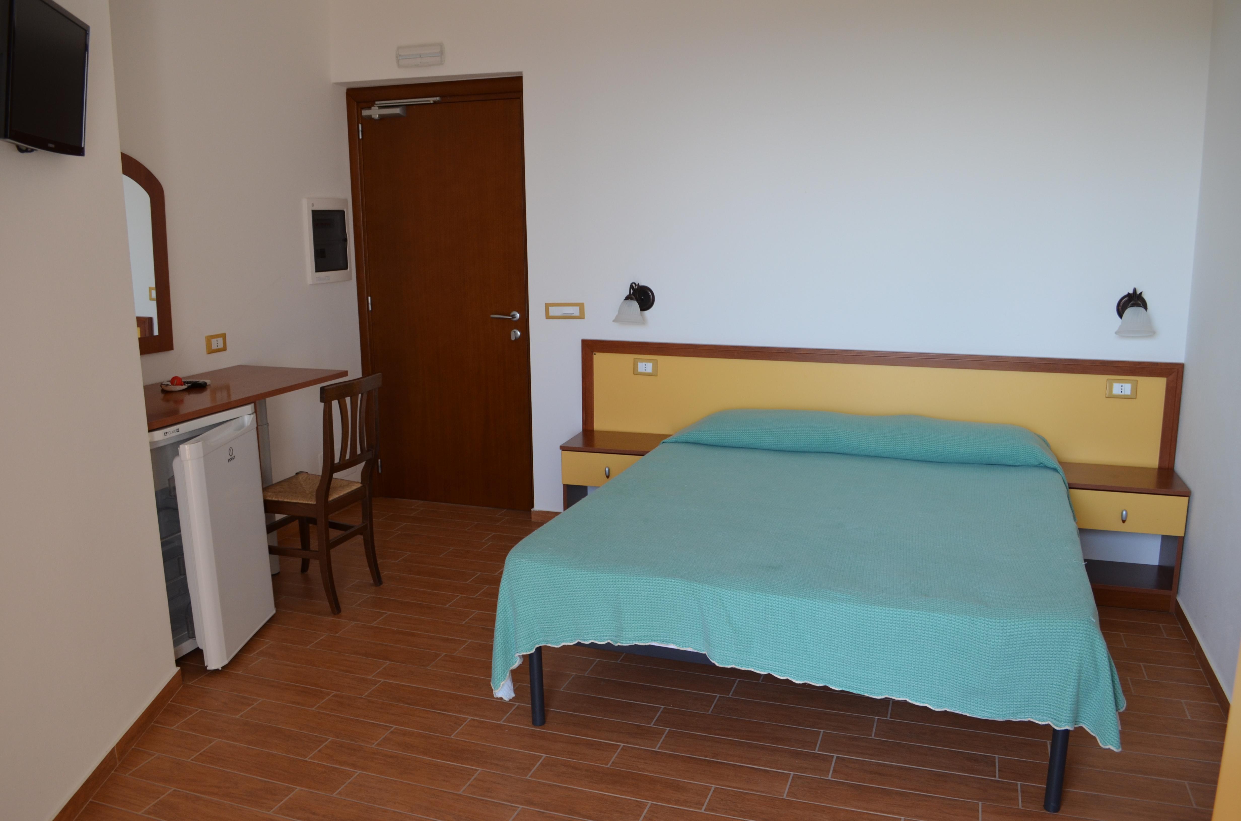 Hotel Marinella Capo Vaticano Esterno foto