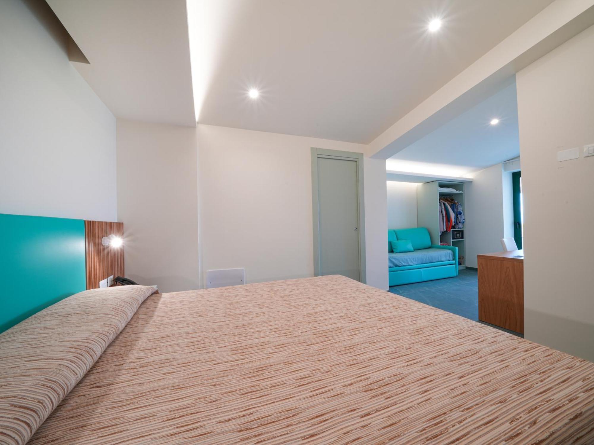 Hotel Marinella Capo Vaticano Esterno foto