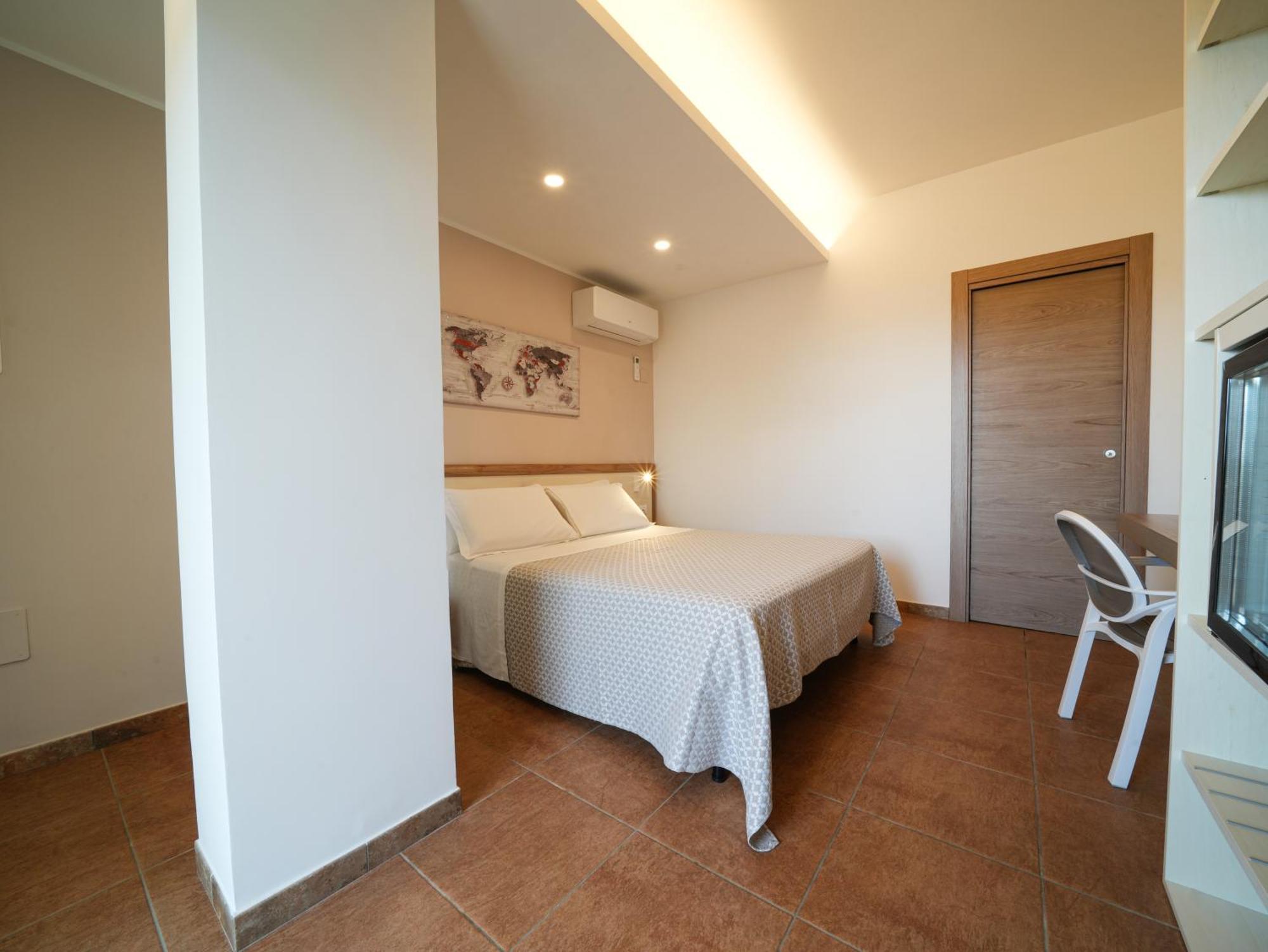 Hotel Marinella Capo Vaticano Esterno foto